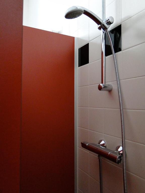 Labnul50 Self Check-In Hotel Groningue Chambre photo